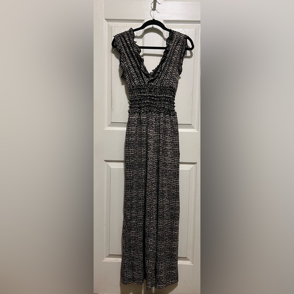 Max Studio jumpsuit with pockets